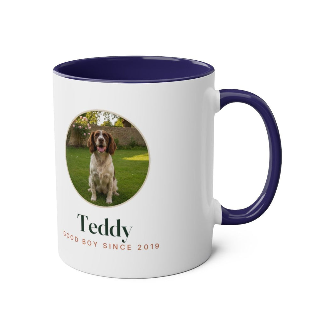 Dog photo two-tone mug in dark blue with the handle on the right, showing the photo and name on the other side